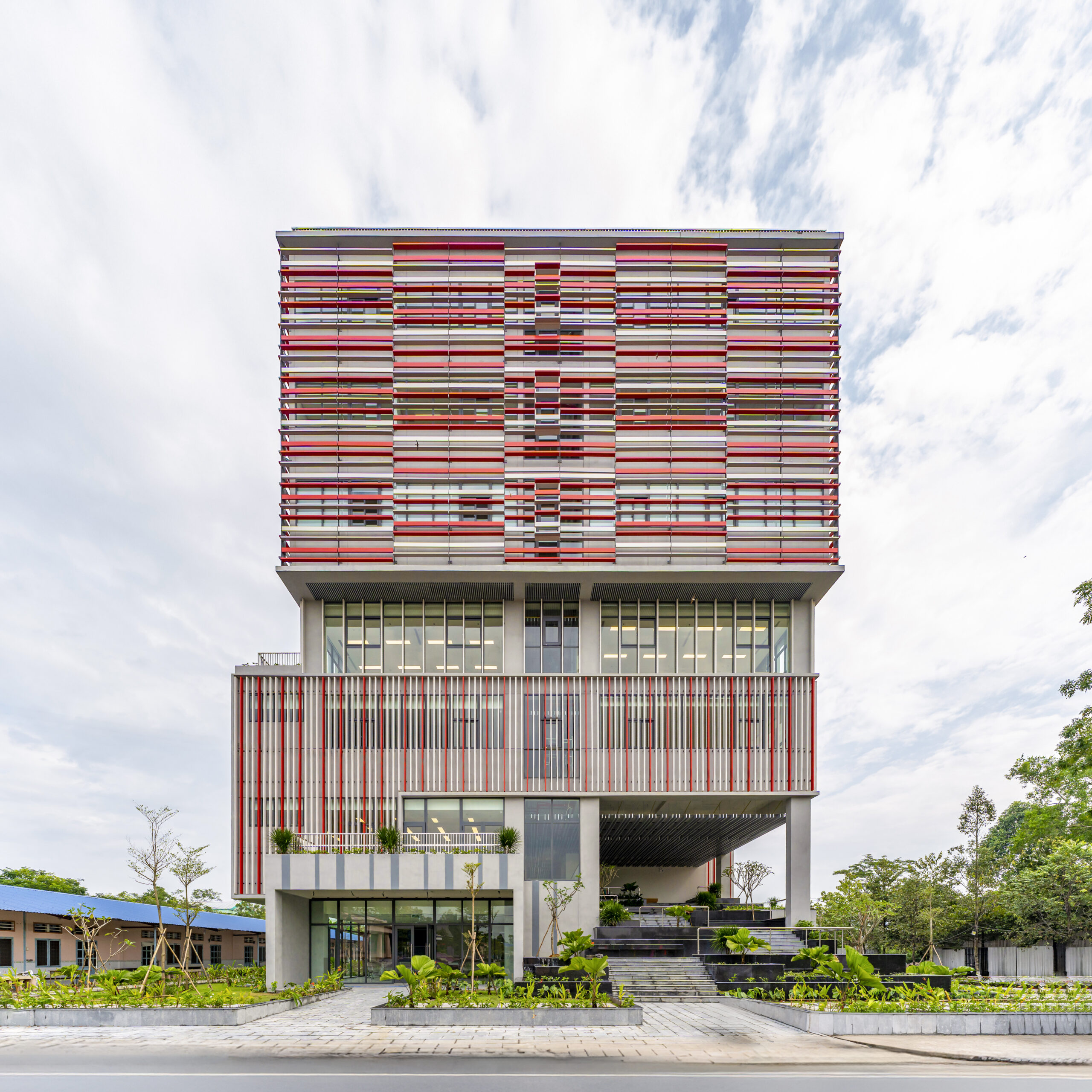 Cửa nhôm VIC