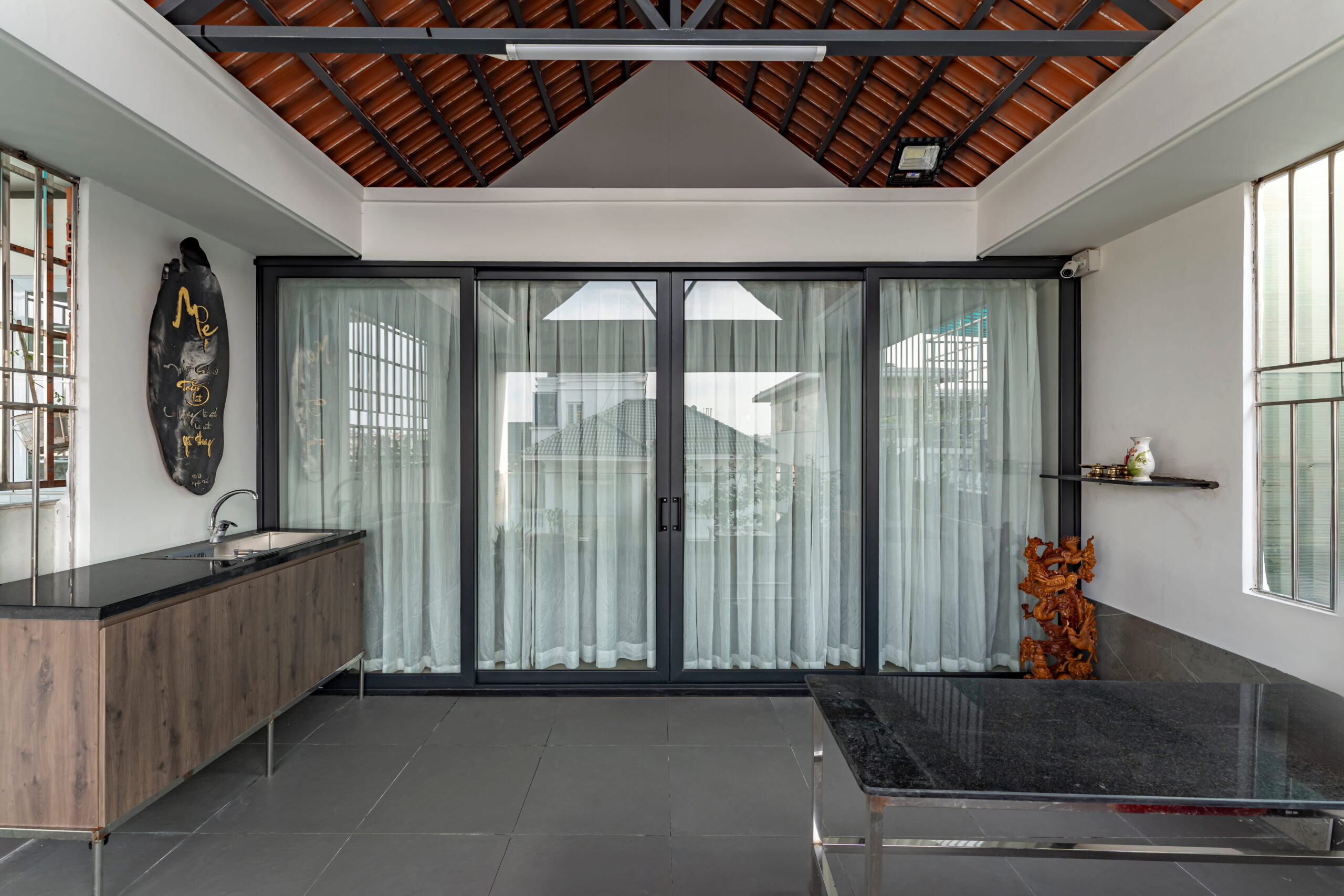 Cửa nhôm VIC
