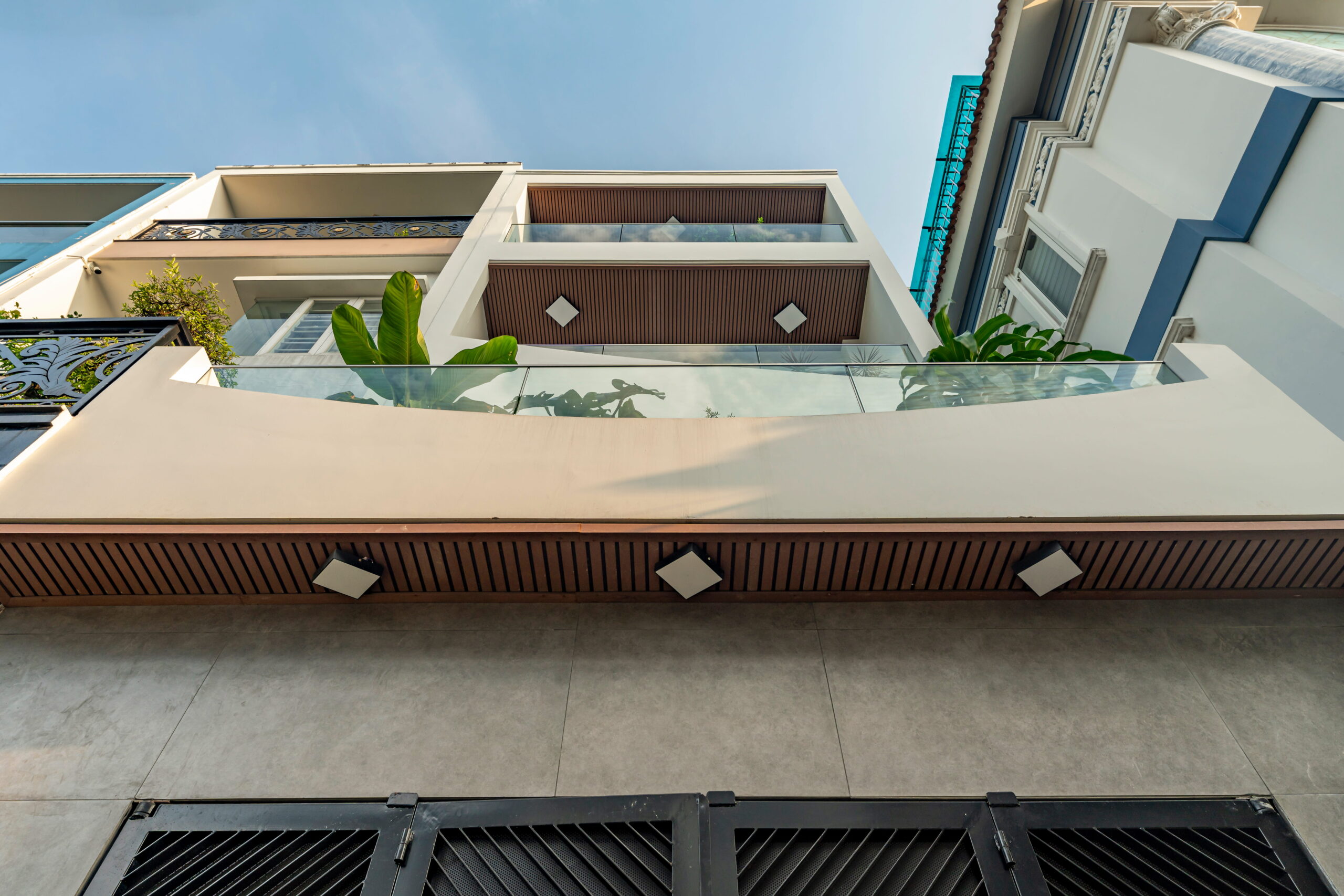 Cửa nhôm VIC
