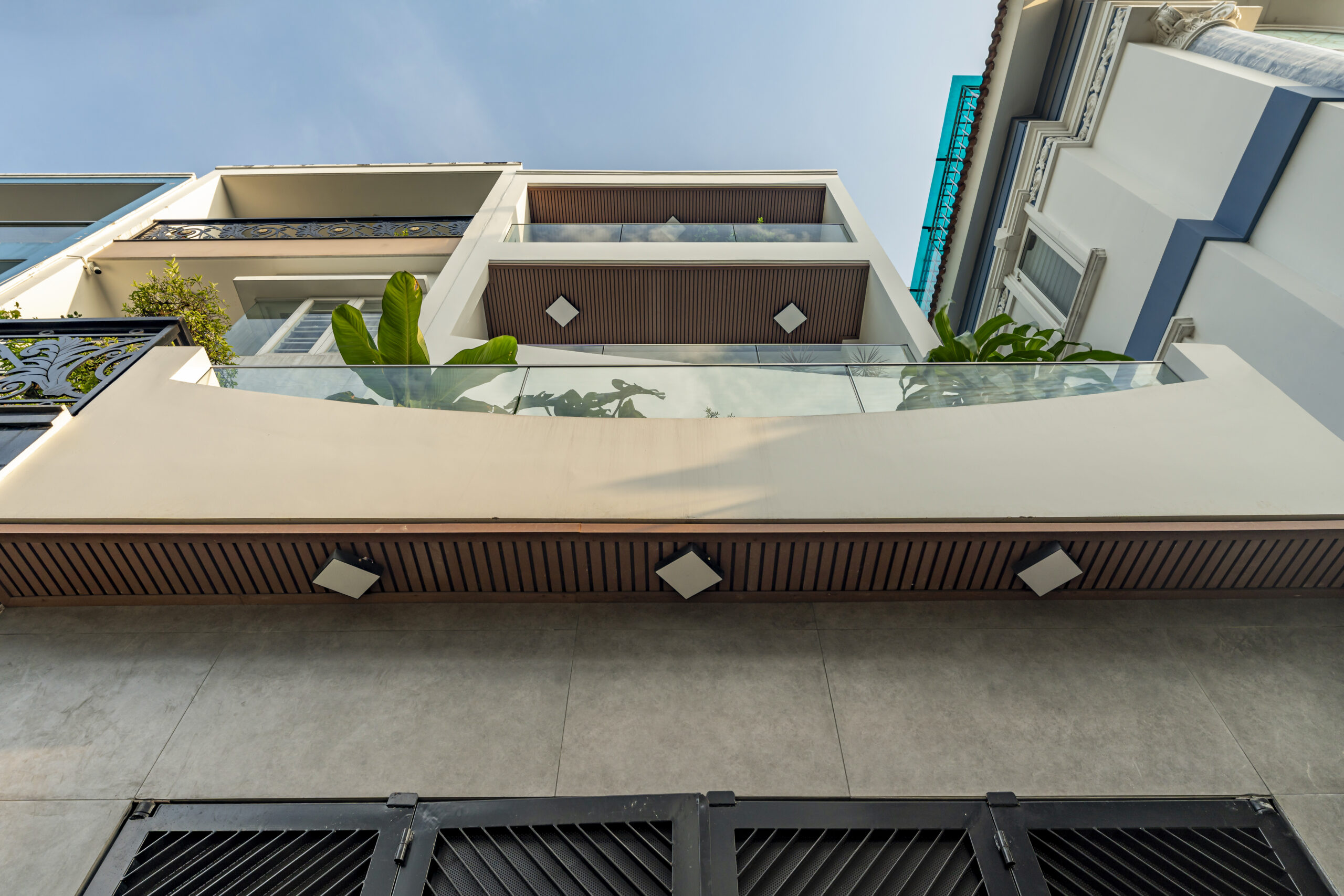 Cửa nhôm VIC